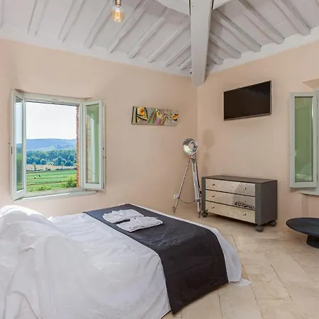 Siena House *