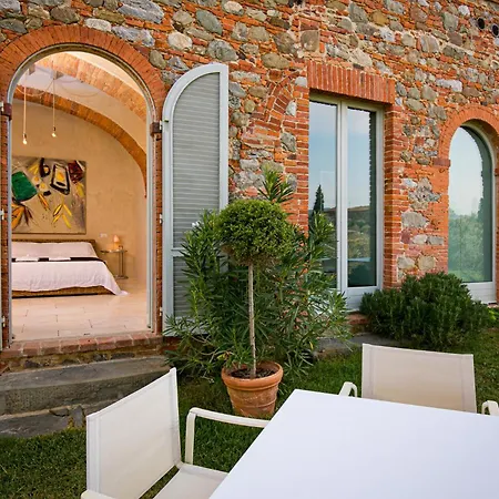 Siena House فندق