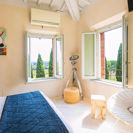 Siena House *